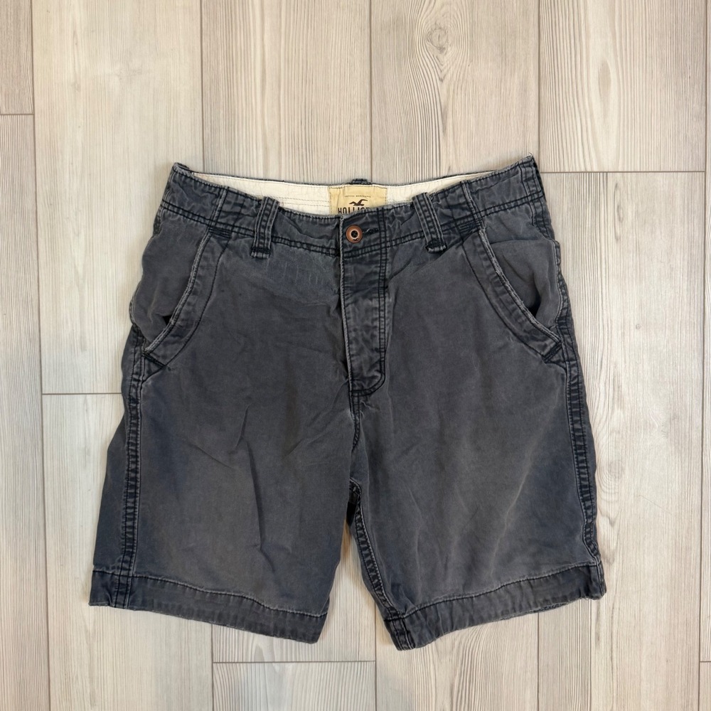 Hollister Mens Chino Shorts Size 32 Charcoal Gray Cotton Flat Front Casual 8.5"